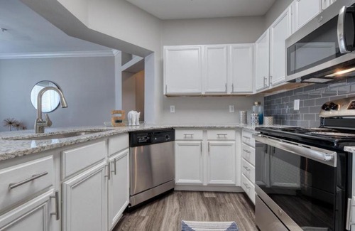 Medical Center District House | SomebodyRosales S.R.
