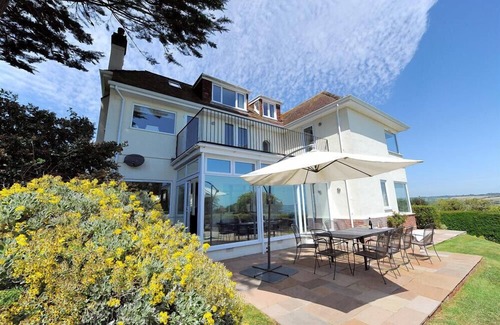 Lyme Regis Cottage | Somerhill