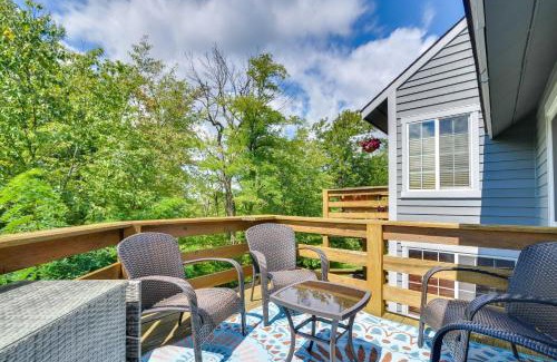Jefferson Township House | Somerset Townhome with Deck Less Than 2 Mi to Ski Lift!