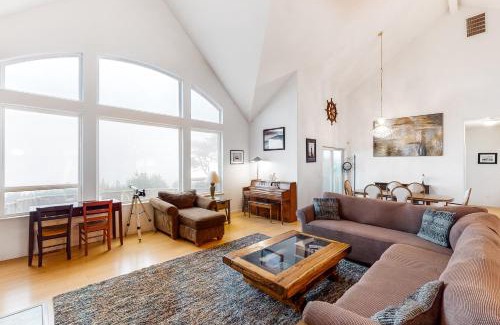 Newport House | Somervilles Escape