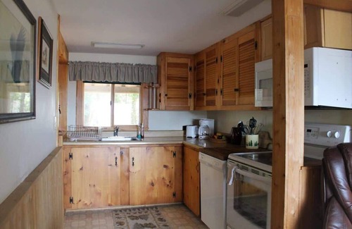 Mount Desert House | Somes Pond Island Cottage