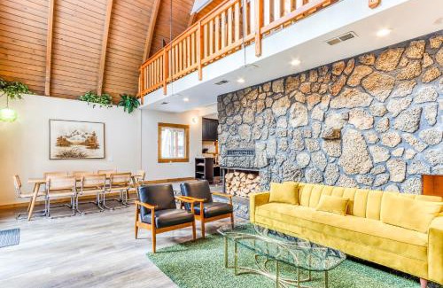 River Forest Acres House | Something to Write Home About