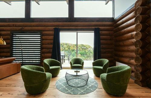 Saint-Faustin-Lac-Carre Ski Chalet | Sommet White Golf Hot tub Ski 10min