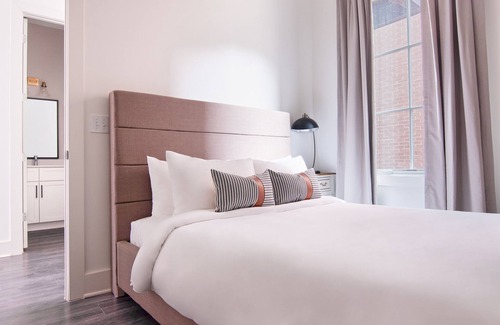 Germantown Apartment | Sonder at Ziel Haus | Four-Bedroom Apartment w/ Balcony