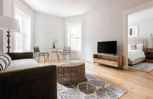 Back Bay Apartment | Sonder by Marriott Bonvoy The Magnolia Apartments Back Bay