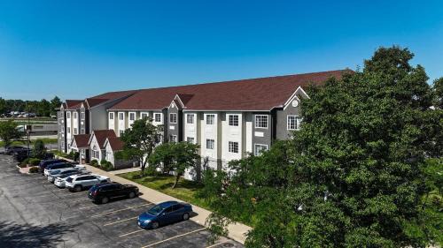 Blue Springs Hotel | Sonesta Essential Hotels & Suites Kansas City Blue Springs