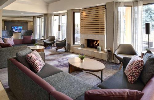 Brookfield Hotel | Sonesta Select Milwaukee Brookfield