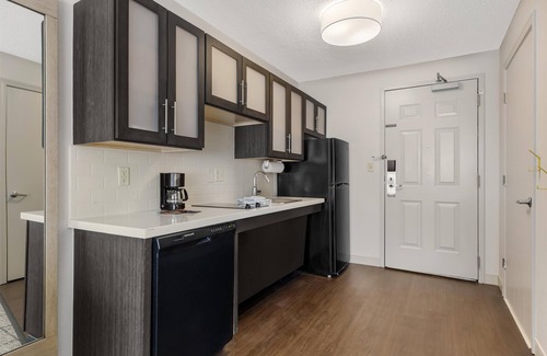 Burlington Hotel | Sonesta Simply Suites Boston Burlington