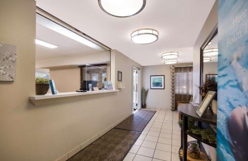 Golden Hotel | Sonesta Simply Suites Denver West Federal Center