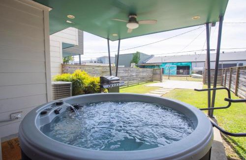 Chestnut Hill House | Songbird Suite A