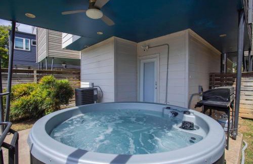 Chestnut Hill House | Songbird Suite B