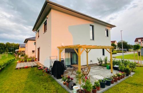Pirna House | Sonnensteinzimmer