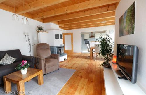 Großholzleute Apartment | Sonnige Ferienwohnung, Rollstuhlgerecht, Hunde willkommen