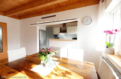 Großholzleute Apartment | Sonnige Ferienwohnung, Rollstuhlgerecht, Hunde willkommen