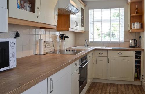 Ammanford House | Sonny Cottage