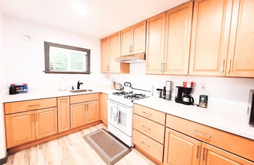 Bodega Bay Apartment | Sonoma Coast Retreat Unit A - Charming Studio With Full Kitchen in Bodega Bay