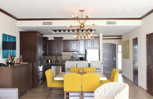 Bella Vista House | Sonoran Sky 2BR Upper 704 Sky by Casago