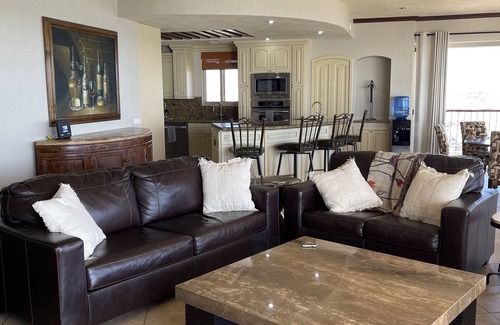 Bella Vista Condo | Sonoran Sky 4 Bed/4 Bath End Unit! Largest Unit At S.Sky Sleeps 10
