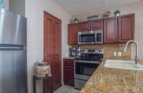 Sandy Beach Condo | Sonoran Sun W 711 Sun & Fun Relaxing Ocean Front Condo