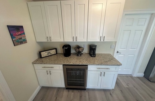 Pelican House | Soothing 2-bedroom house with AC, Pool & Hot tub with Privacy in Cape Coral