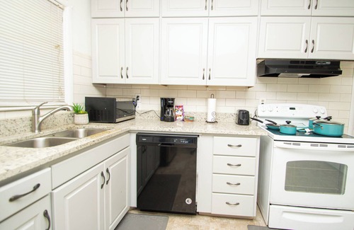 Little Rock House | Soothing 3-bedroom house with AC in charming Little Rock