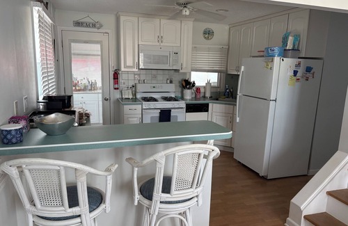 Normandy Beach House | Soothing, Beach Block, 5-bedroom house with AC in Silver Beach, Lavallette