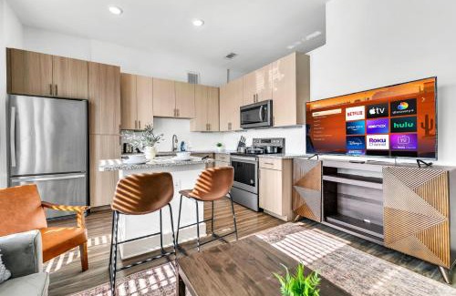 Fort Worth Apartment | Soothing Stay Stylish Space