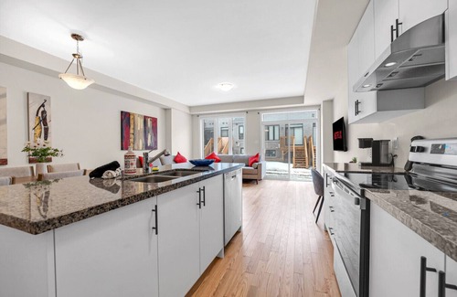 Burlington House | Sophisticated Modern Living