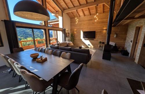 Vaujany Ski Chalet | Sophisticated, Relaxed Chic - Chalet Sika rented Sunday-Sunday