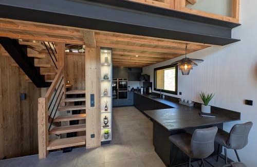 Vaujany Ski Chalet | Sophisticated, Relaxed Chic - Chalet Sika rented Sunday-Sunday