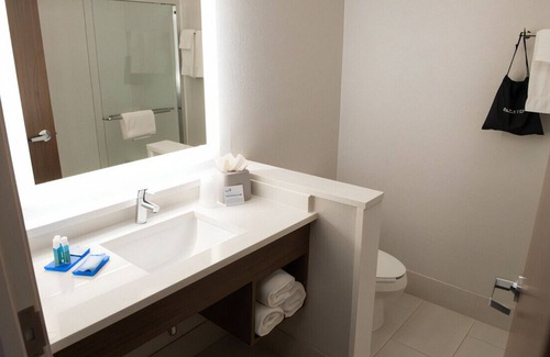 Jeffersonville - Clarksville House | Sophisticated Suite with Extraordinary Comfort!