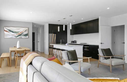 Wharewaka House | Sophistication Meets Relaxation