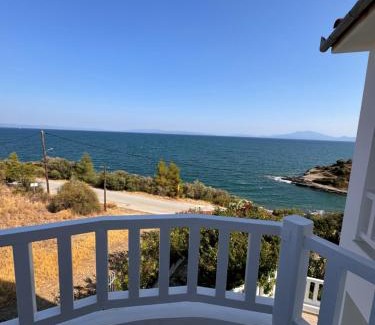 Volos House | Soros Seaside Villa