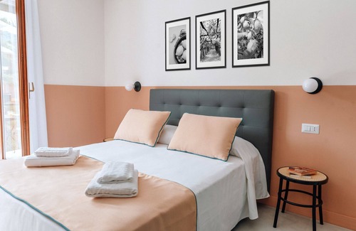 Sorrento City Centre Hotel | Sorrento Colors&Suites - Cipria