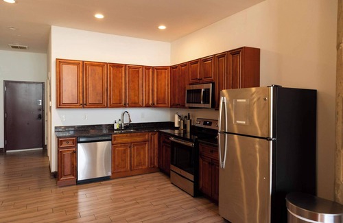West Poplar Apartment | Sosuite | 2BR Apt w W/D, Gym, On-site Restaurant
