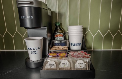 Fishtown Apartment | Sosuite 2BR Apt w W D Newly Renovated