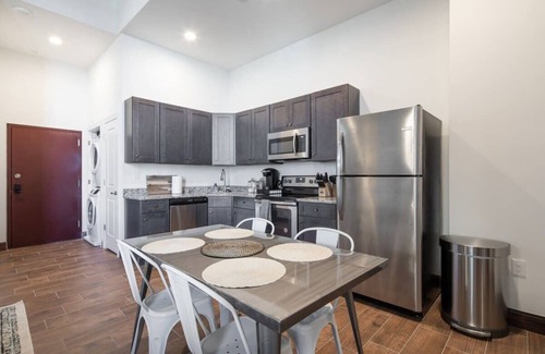 West Poplar Apartment | Sosuite | 2BR Penthouse w W/D, Gym, On-Site Bar