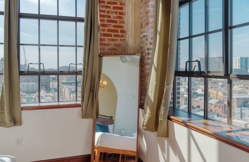 West Poplar Apartment | Sosuite 2BR Penthouse w Balcony W D Gym