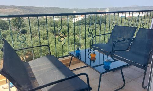Tsikalaria Apartment | Souda Bay View Retreat