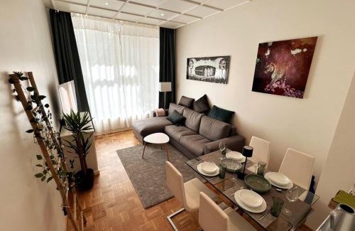 Neulindenau Apartment | Soul-Apartment Terrasse Privat-Parkplatz Boxspringbett 55Zoll TV WLAN
