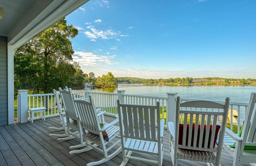 Moneta House | Soulshine Smith Mountain Lake