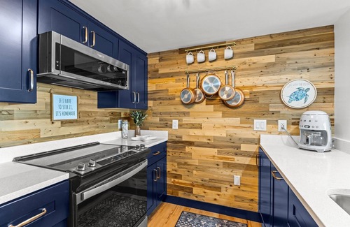 Emerald Isle Condo | Sound of the Sea 303W - 1BR Ocean Front - Just Renovated!