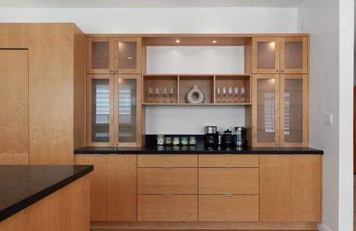 Mid-Wilshire House | Sound Stage by Colby & Conrad
