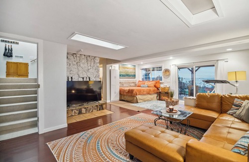 Manchester House | Sound View/Hot Tub /Pet Friendly