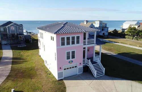 Colington Harbour House | Soundfront, Sound Views, Private Dock, Rec Room, COL21, Warrens Sound Retreat