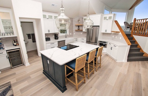 Monteray Shores House | Soundfront, Sound views, Private Pool! MS1, Devonshire