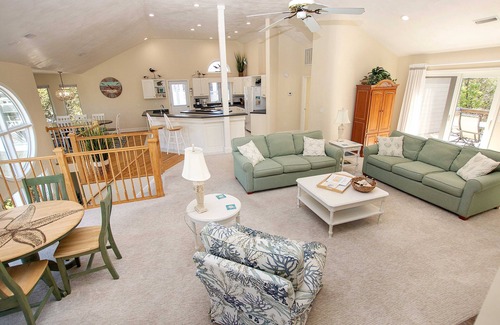 Corolla Light House | Soundside, Community Amenities, Sun Decks, 327, Footprints by the Sound