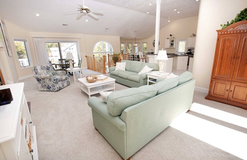 Corolla Light House | Soundside, Community Amenities, Sun Decks, 327, Footprints by the Sound