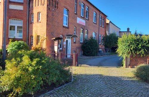 Osterburg Apartment | Souterrainwohnung Böllstorf-Dittrich GbR