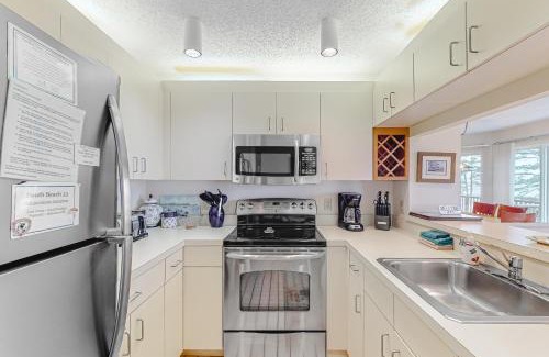 Glen Arbor Apartment | South Beach 53